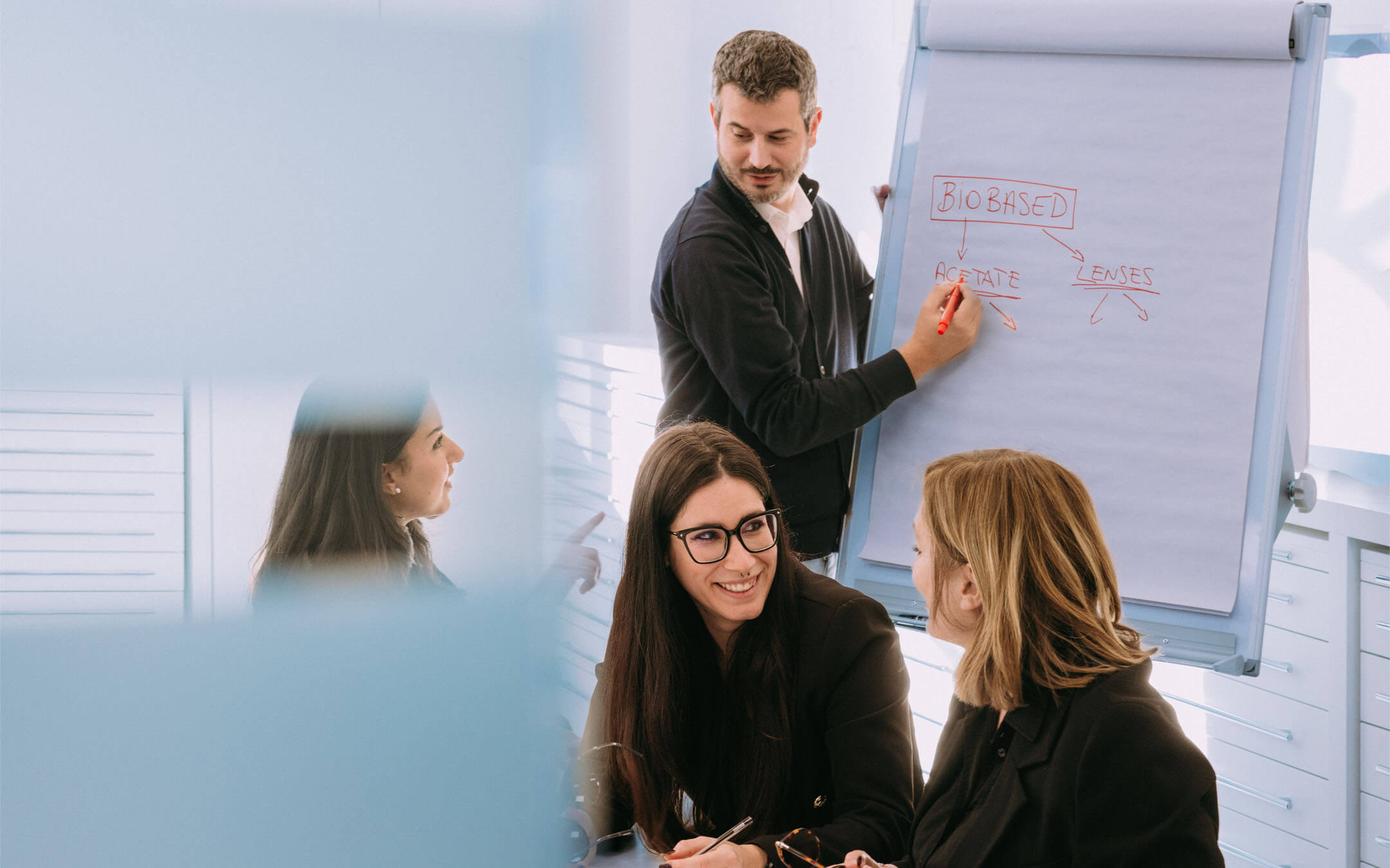 02-derigopeople-parità-modal-full-desktop