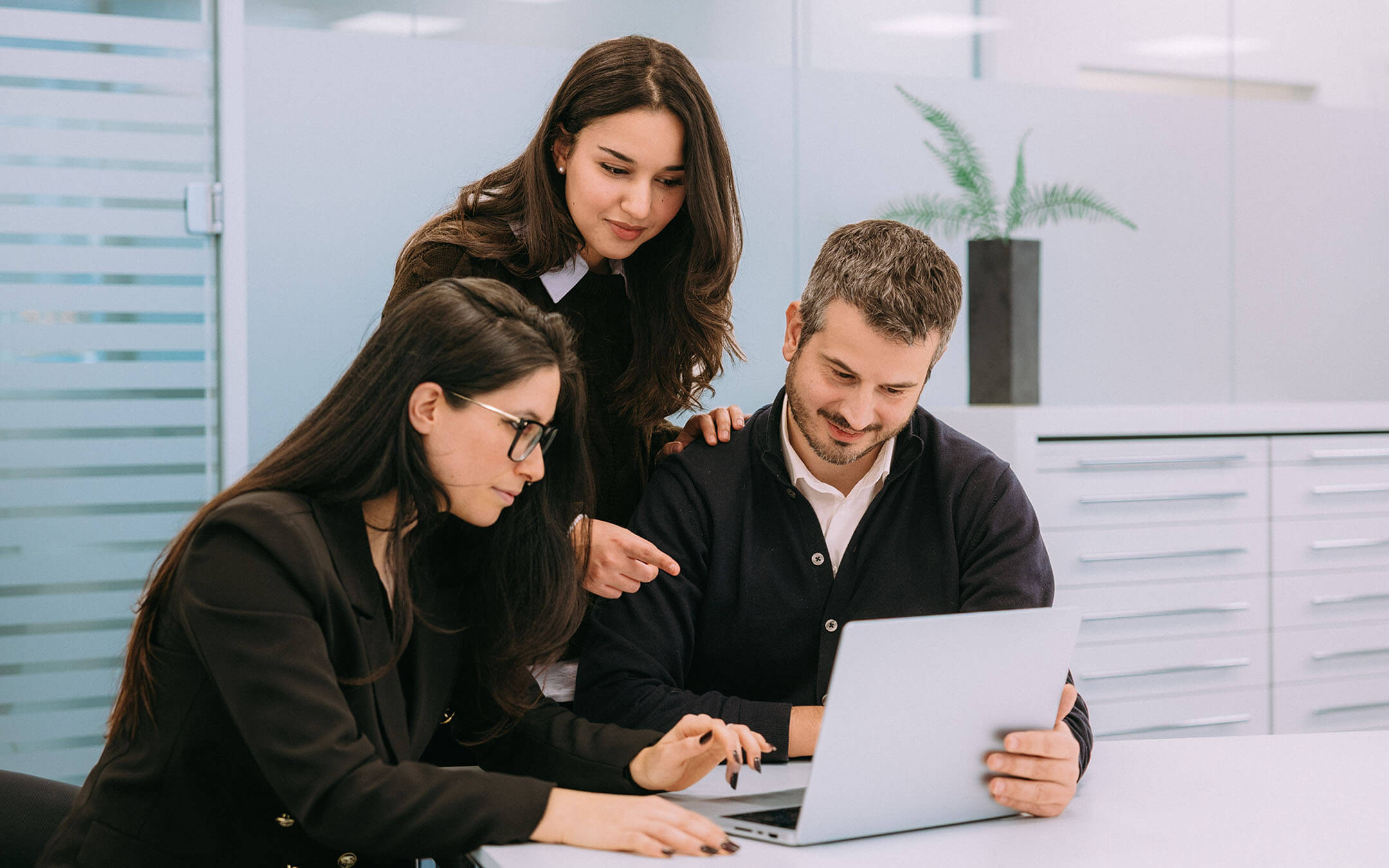 02-derigopeople-welfare-modal-full-desktop