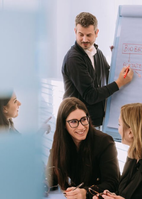 banner-card-contattaci-desktop